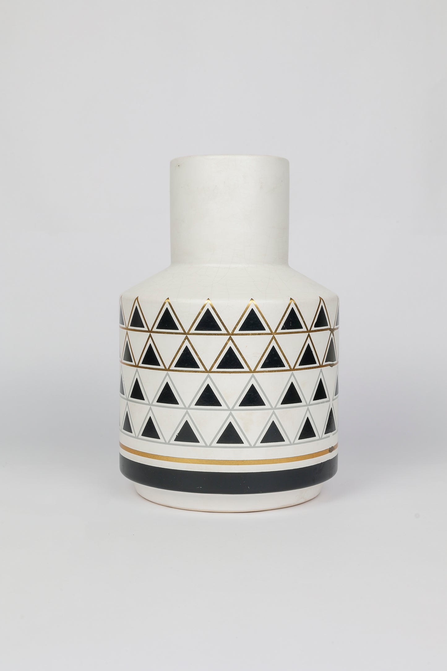 WHITE TRIANGLE VASE