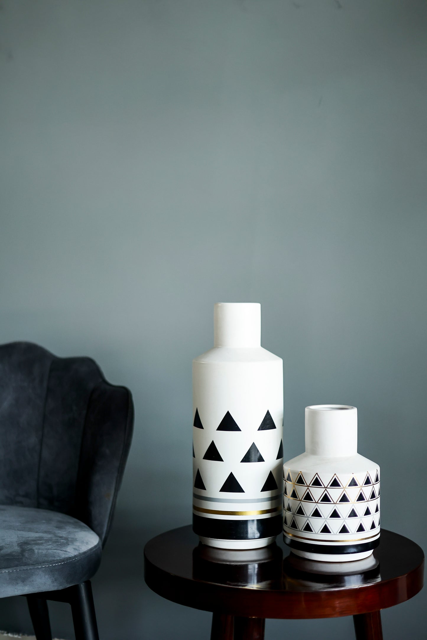 WHITE TRIANGLE VASE