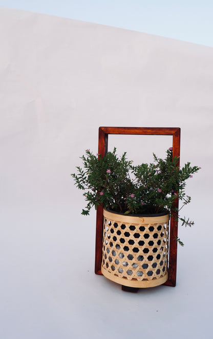 Bamboo Star Weave Planter With Handle